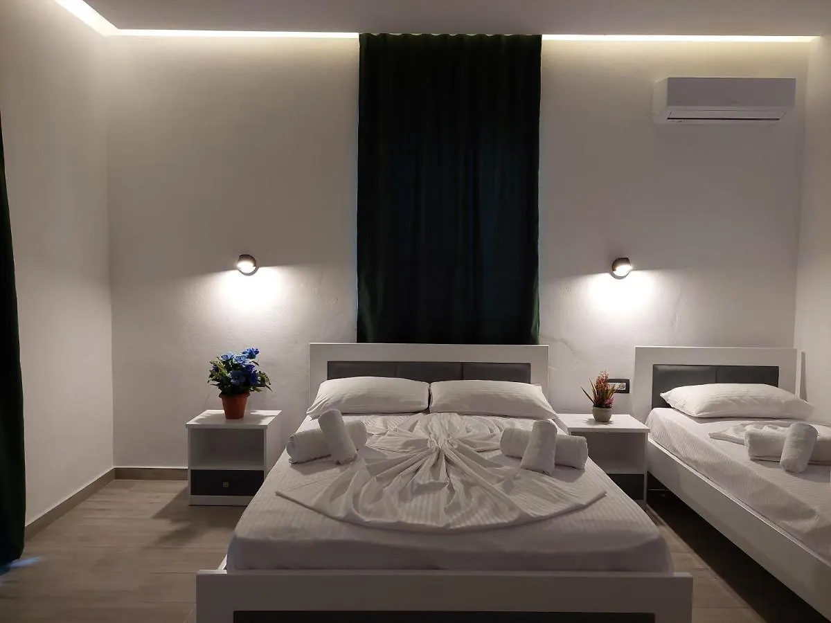 Villa Vento Ksamil 0*,  Albania